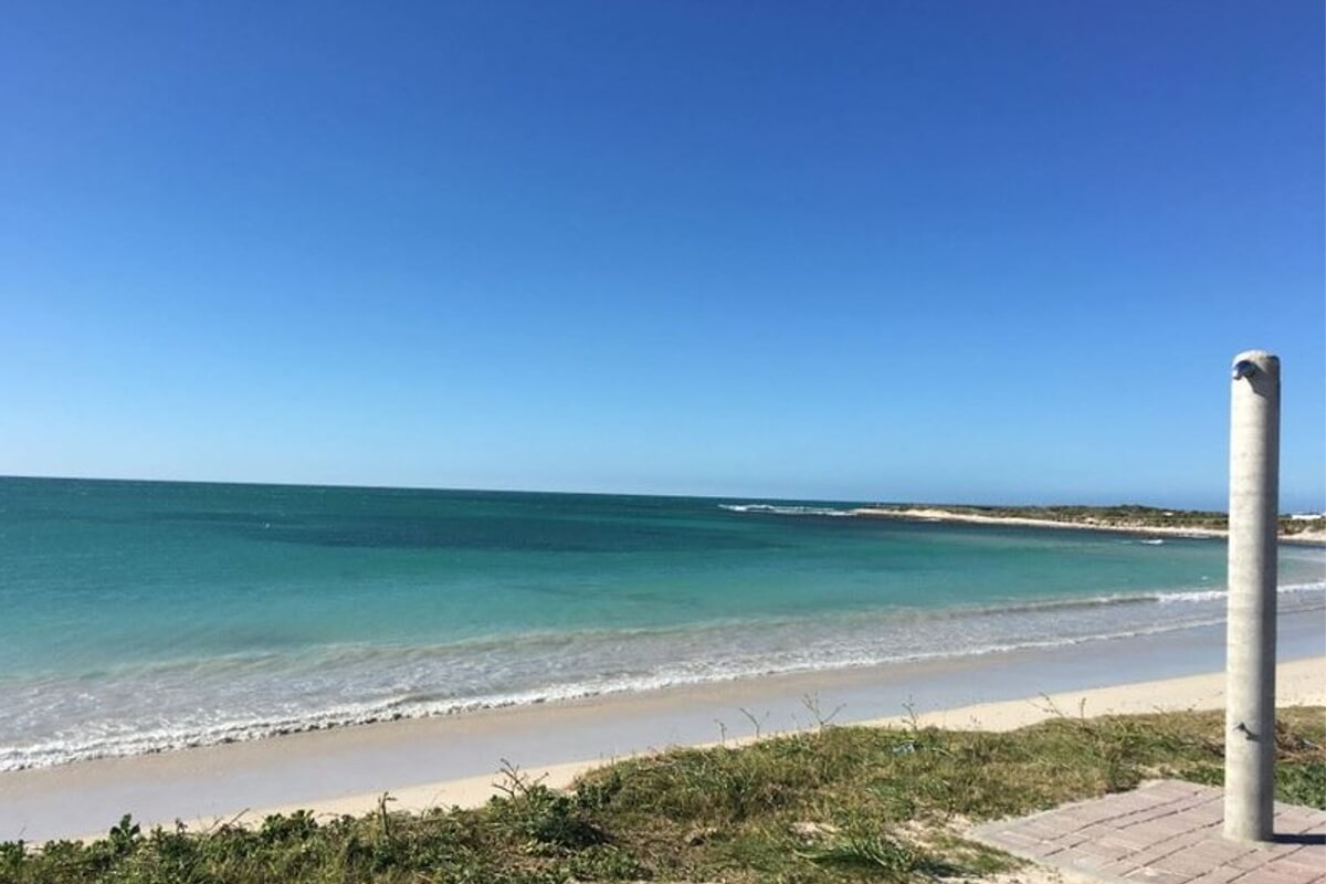 trinacria-cottage-struisbaai-beach